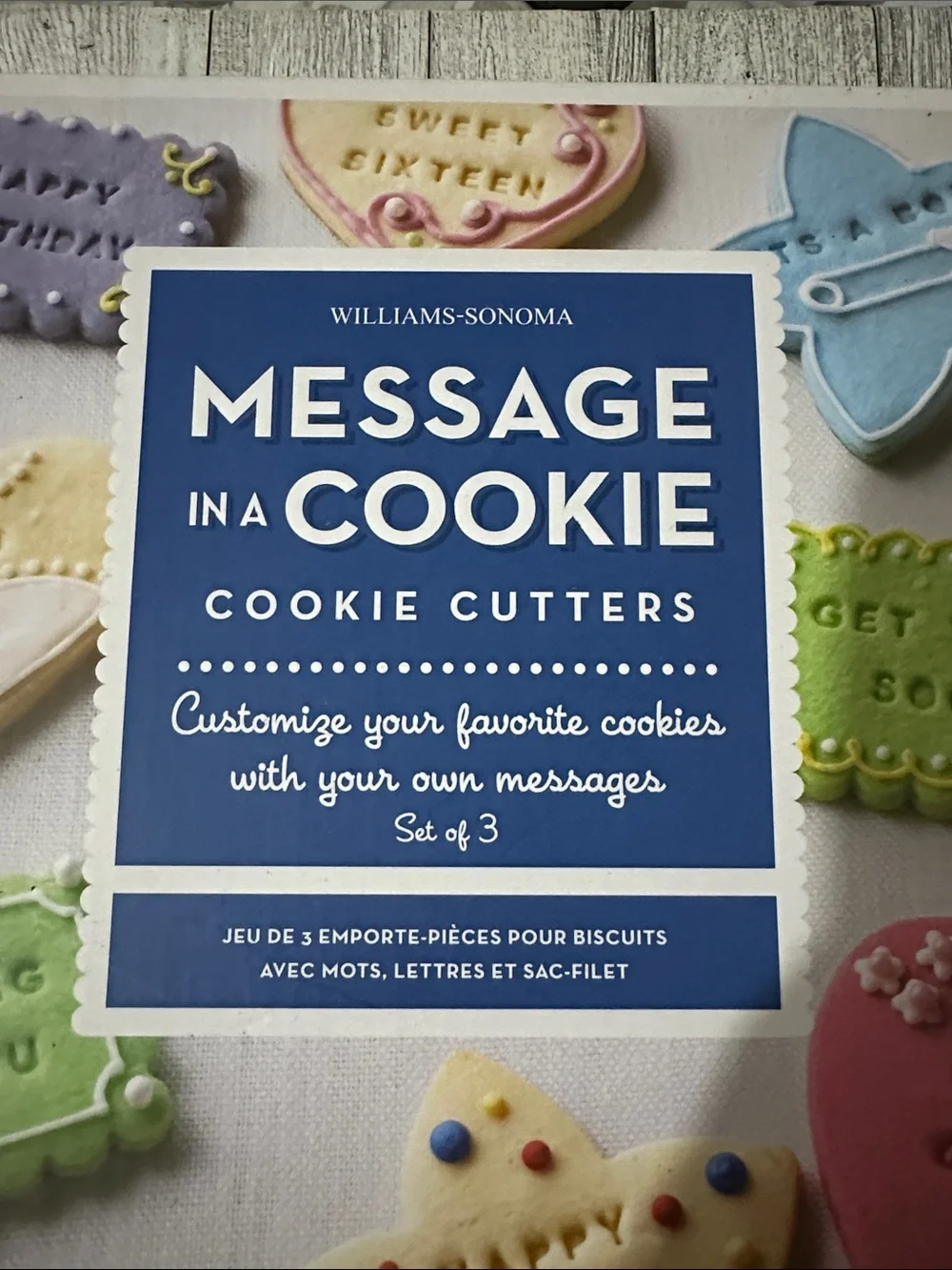 Williams-Sonoma Message in a Cookie Cookie Cutters - assorted pastel colors